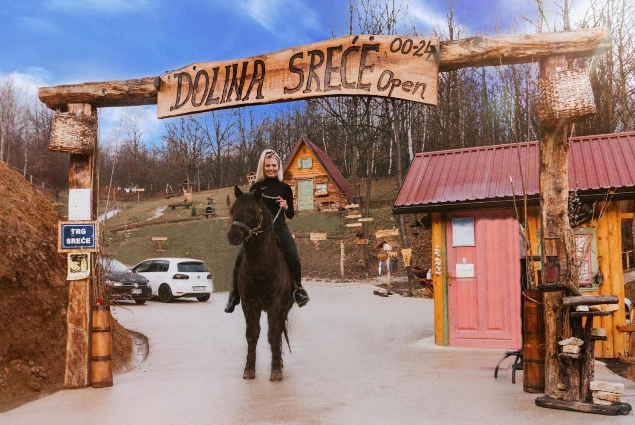Etno Village Dolina Srece ヴィテズ エクステリア 写真