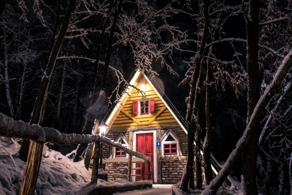 Etno Village Dolina Srece ヴィテズ エクステリア 写真