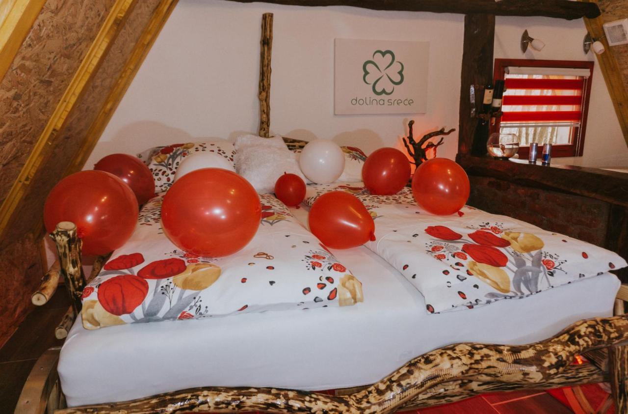 Etno Village Dolina Srece ヴィテズ エクステリア 写真