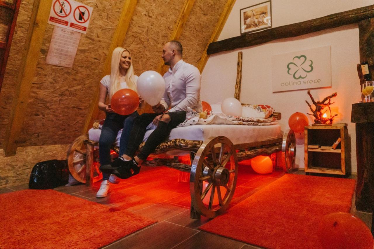 Etno Village Dolina Srece ヴィテズ エクステリア 写真