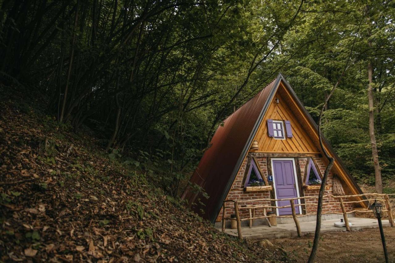 Etno Village Dolina Srece ヴィテズ エクステリア 写真
