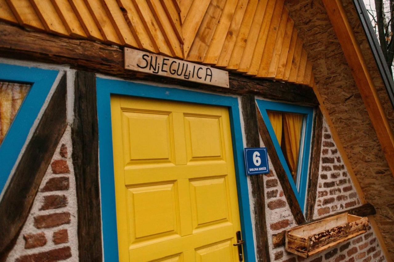 Etno Village Dolina Srece ヴィテズ エクステリア 写真