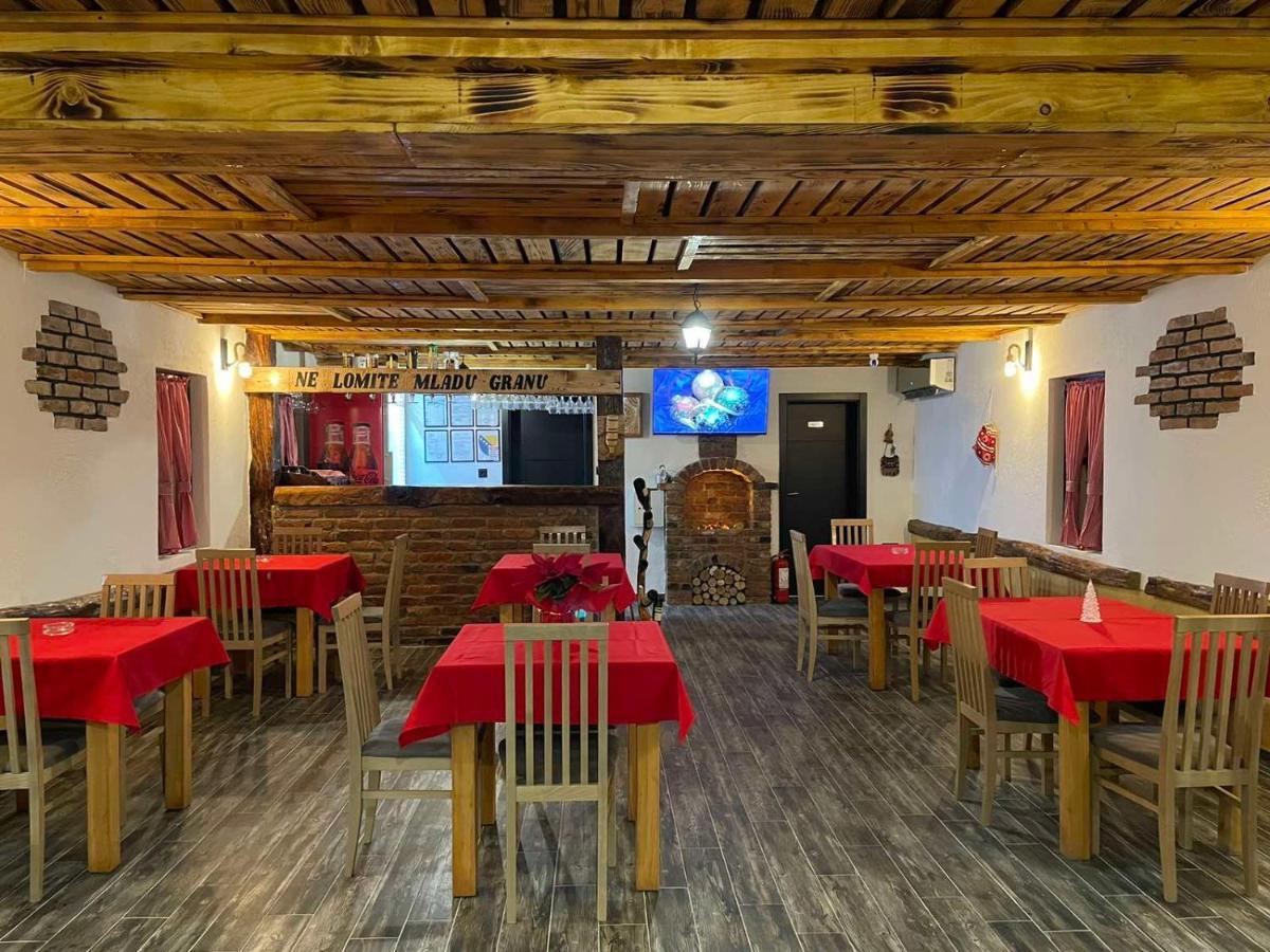 Etno Village Dolina Srece ヴィテズ エクステリア 写真